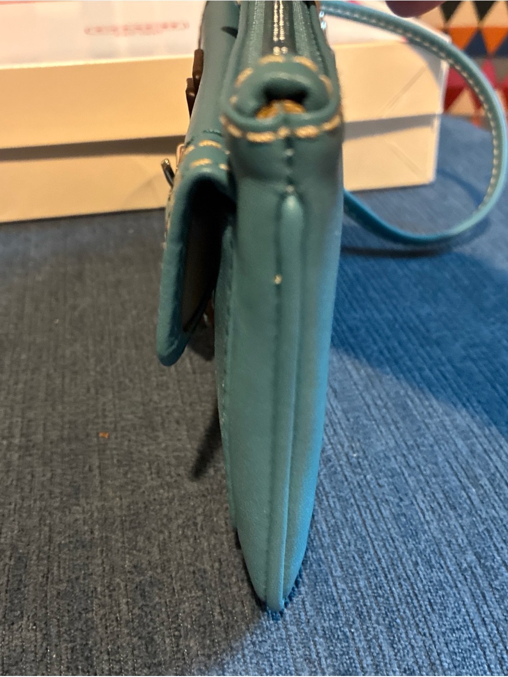 Coach vintage Hampton large leather wristlet in turquoise NWT F40873 - Picture 4 of 8